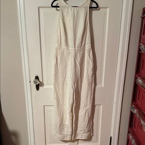 Urban Outfitters Cream Sleeveless Jumpsuit with Eyelet Hem Size S/P 100% cotton